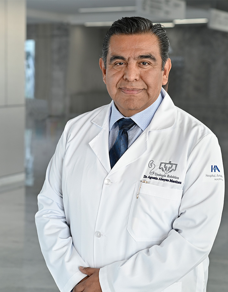 Es la foto de perfil de un urólogo en Querétaro de Hospital Angeles Centro Sur.